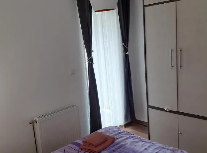 Διαμέρισμα Andela I Aleksa Divcibare-a7 *